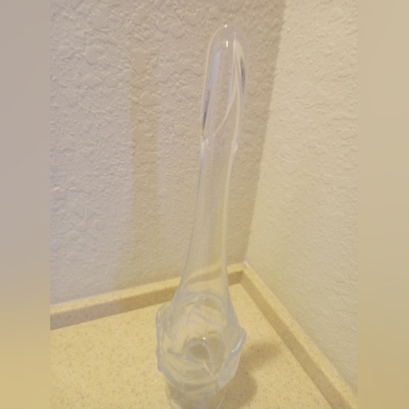 Viking Swung Glass Vase With cabbage Leaf Pattern. - Picture 3 of 6